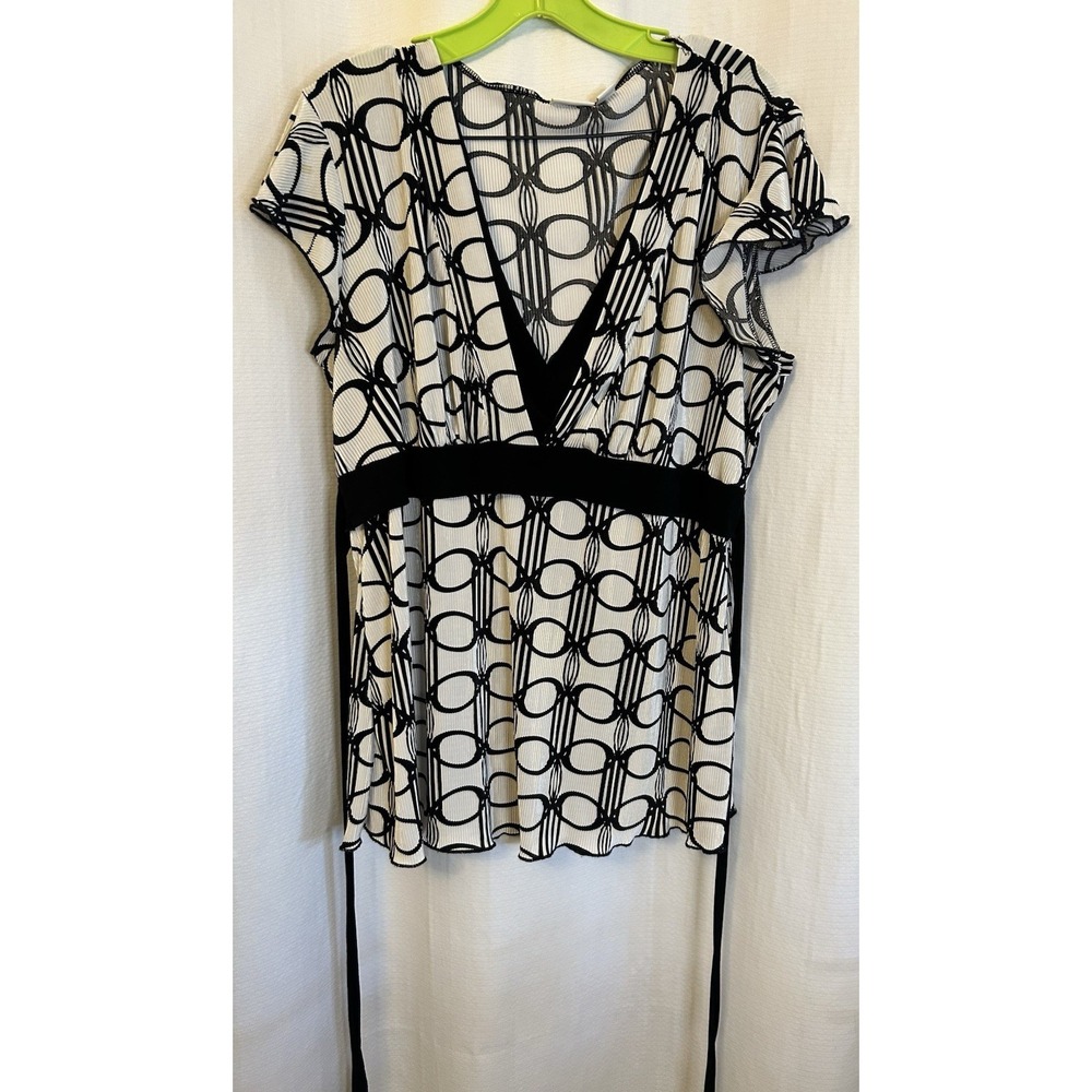 VTG Y2K Black & White Geometric Print Blouse XL Babydoll Tie Back